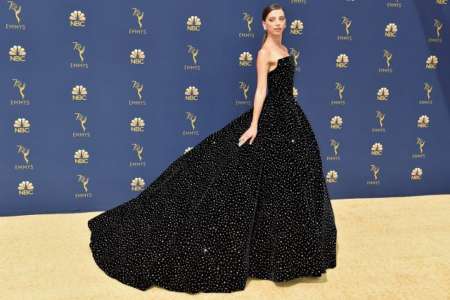 Angela Sarafyan, de Christian Siriano.